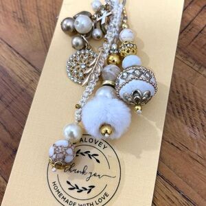 Elegant White & Gold Women’s Charm keychain-handmade/EAlovey
